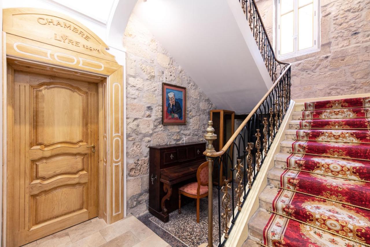 Studio Romantique Maison De L'Eglise Du Couvent Narbonne Buitenkant foto